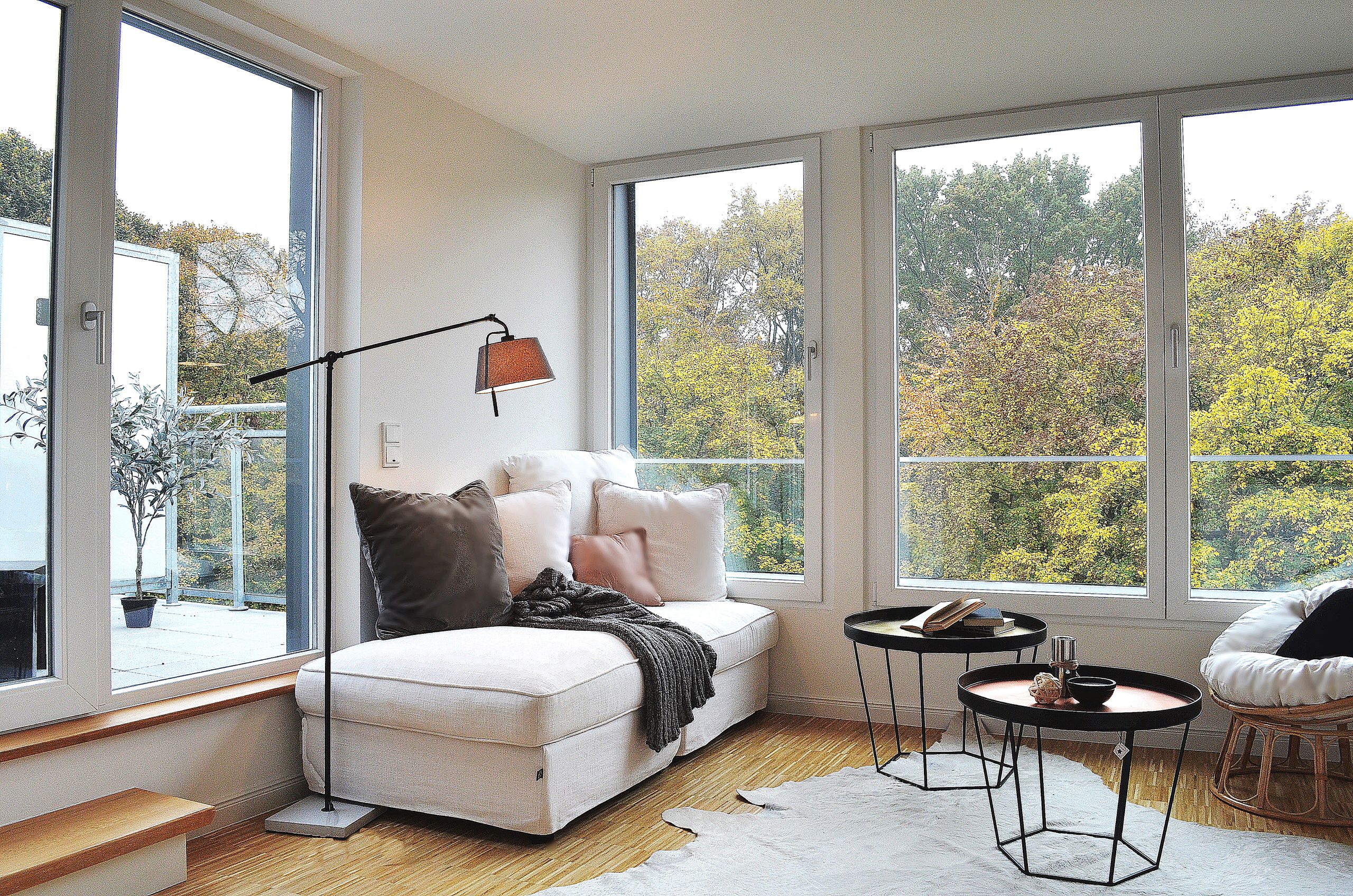 8 Ideen für ein gemütliches Wohnzimmer ohne Sofa