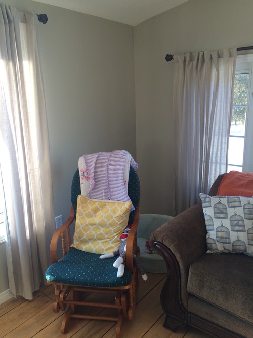 Filling in empty corners living room