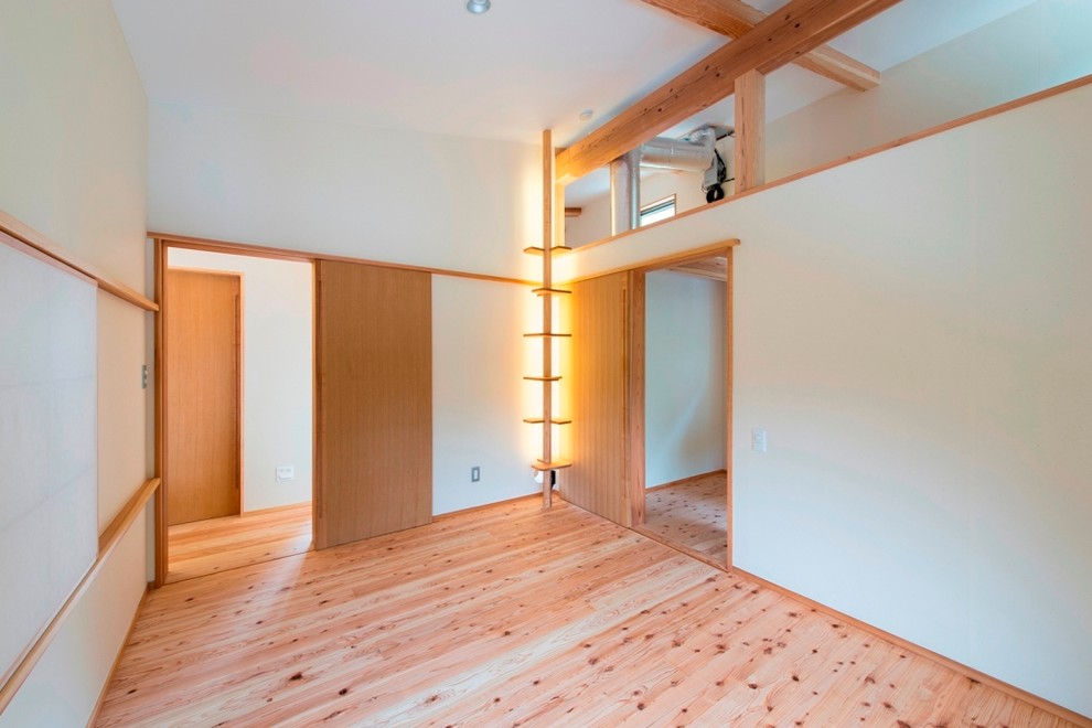 福岡にある和風のおしゃれなファミリールームの写真