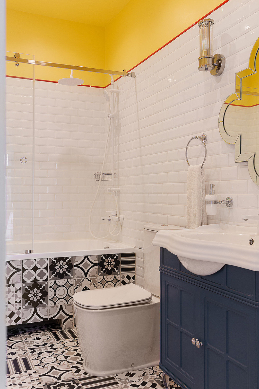 Дом семьи с двумя детьми