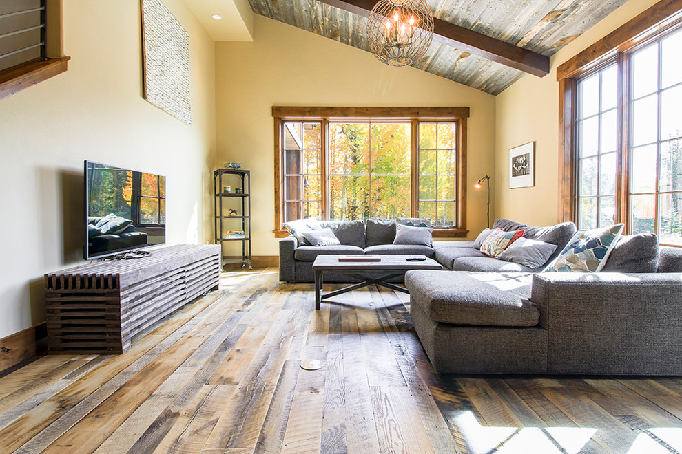 Inspiration for a rustic home design remodel in Denver