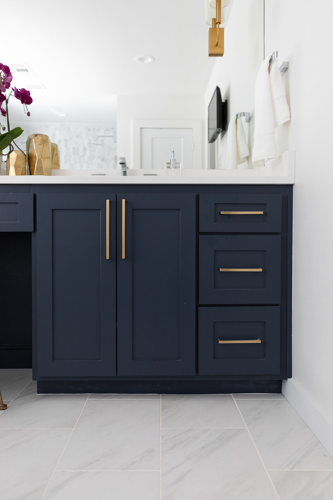 Lake Highlands Master Suite: Highedge