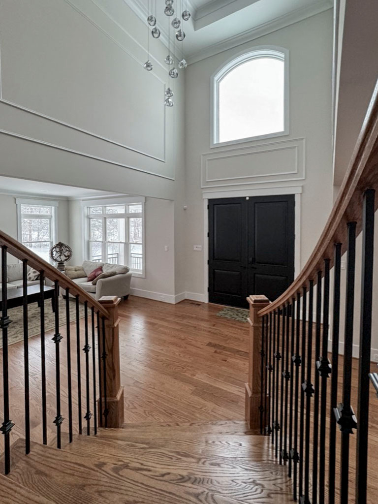 117_Distinct Oak Staircase with Iron Balusters & Oak Rail Profile, Chantilly VA