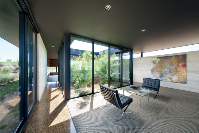 Hanging Rock House moderne-dagligstue