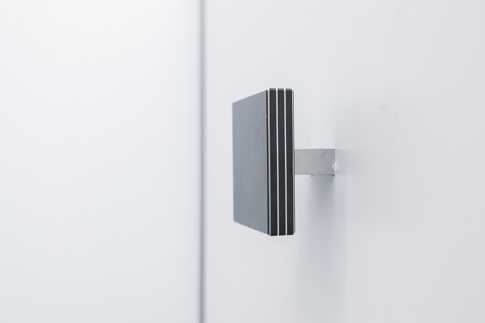 Мебель для прихожей в современном классическом стиле