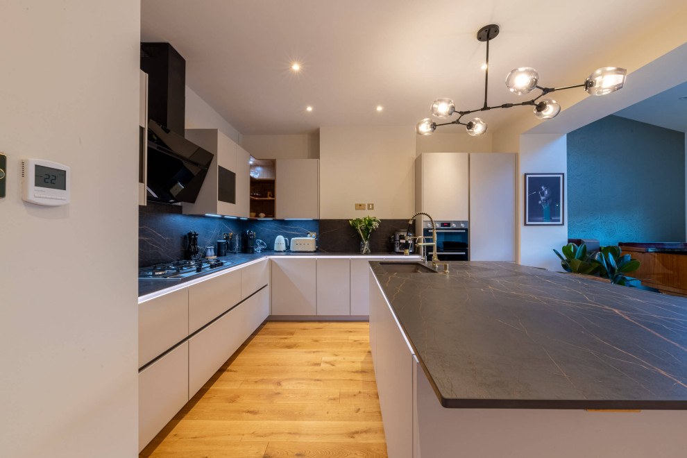 Daybrook Road, SW19 Modern Kitchen London by Premium German Kitchens • PGK Houzz
