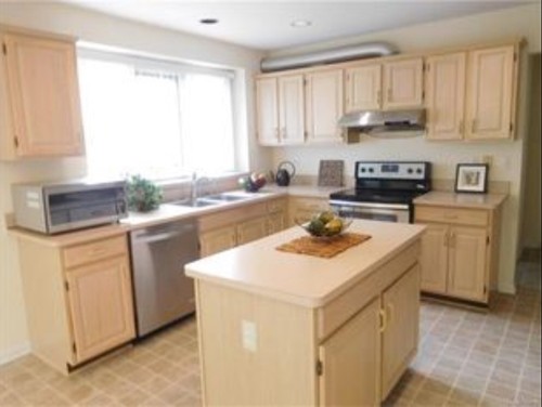 Cream Walls White Cabinets
