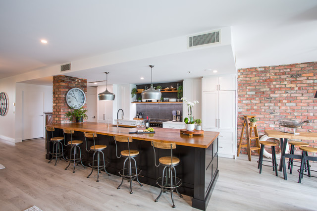 Timeless Industrial Rustic kitchen rustikt-koekken