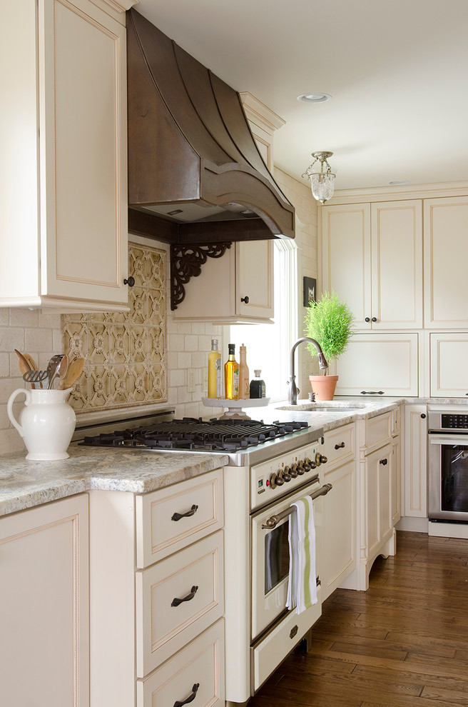 Kitchen Cabinets Portland Maine / Pinewold - Traditional - Kitchen