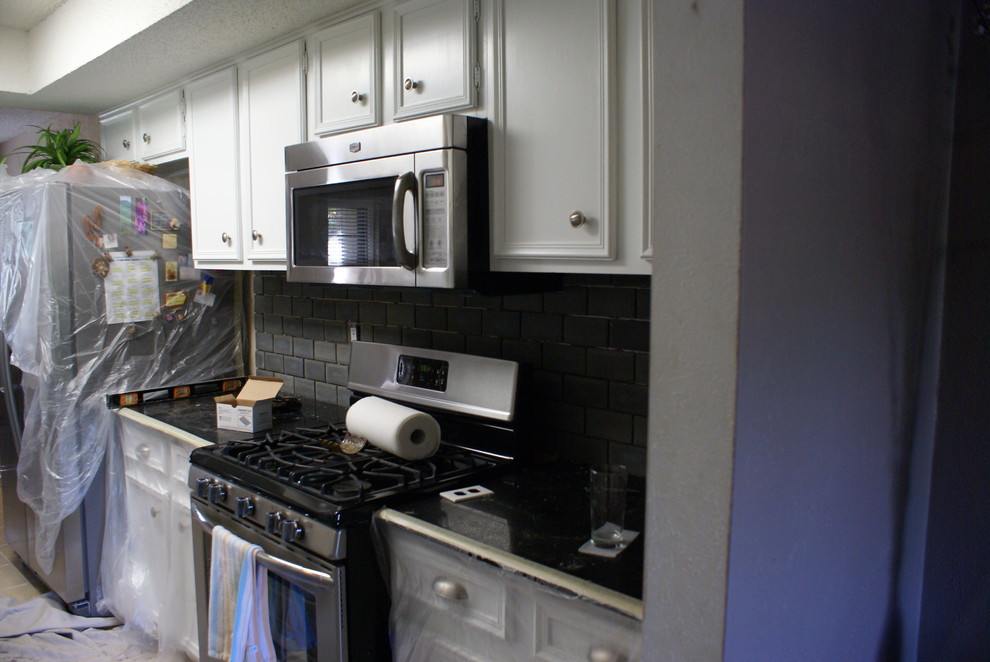 Inspiration for a modern home design remodel in Austin