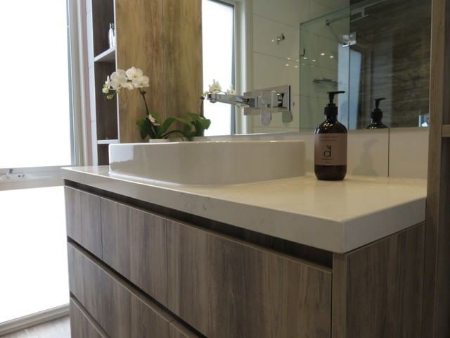 Mordialloc contemporary-bathroom