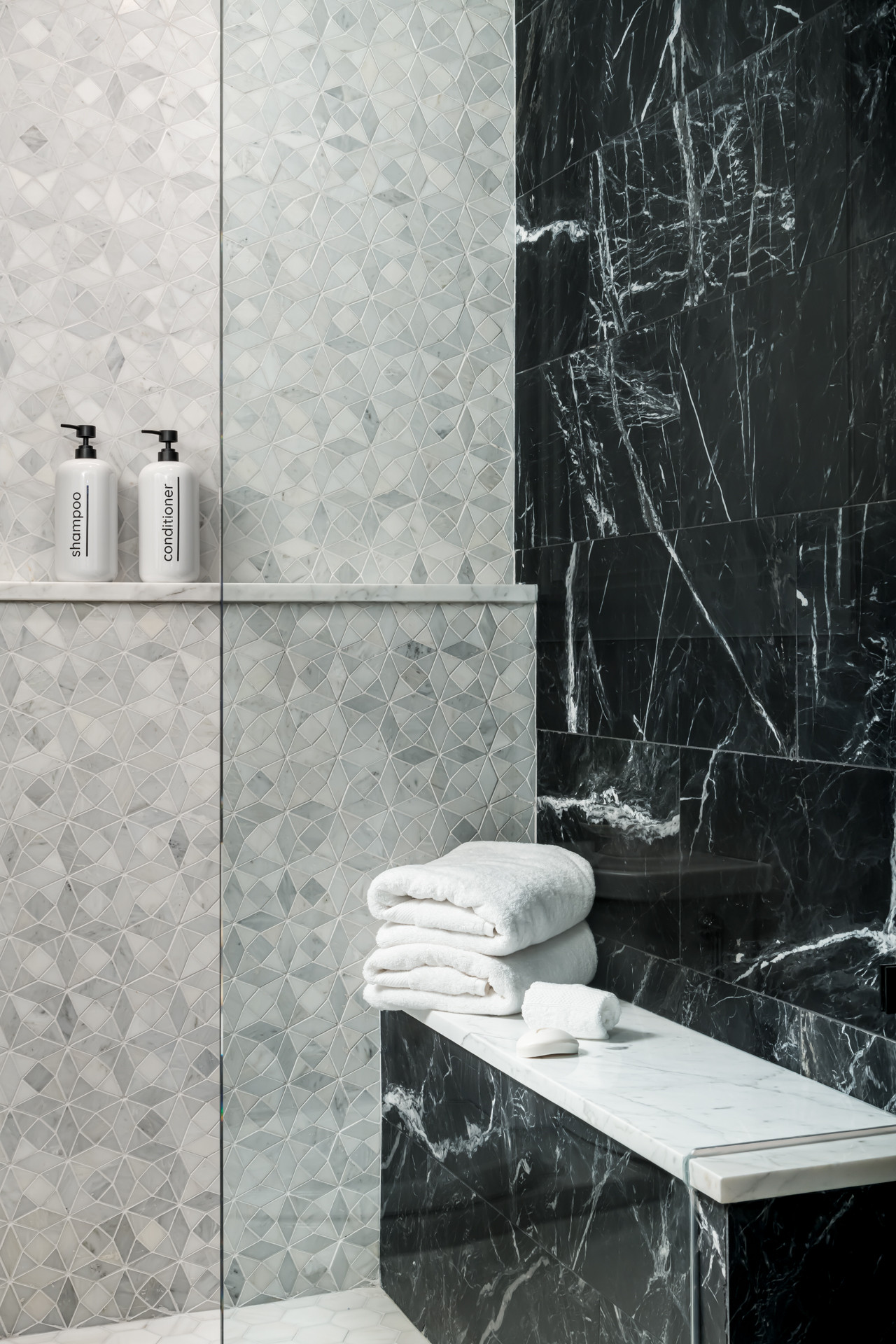 PEACHTREE CITY Modern Bathroom