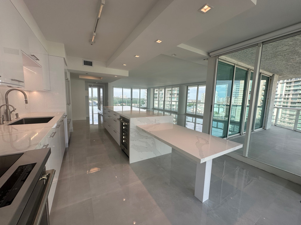 Sunny Isles Beach - 3 Bedroom / 3 Bath full renovation