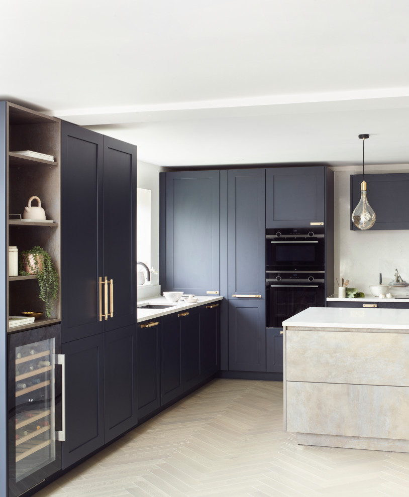 Design ideas for a modern kitchen in West Midlands.