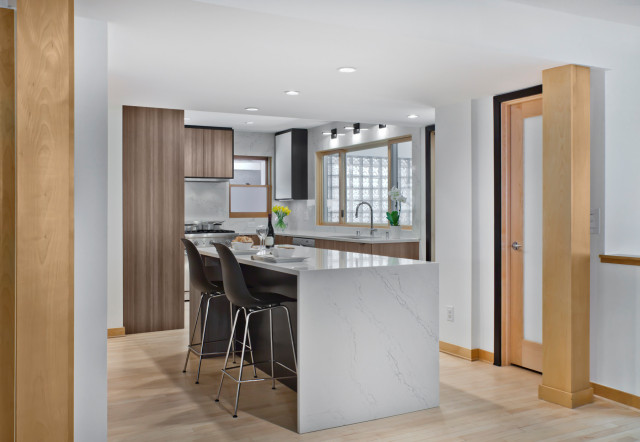 Big changes in a small kitchen modern-kueche
