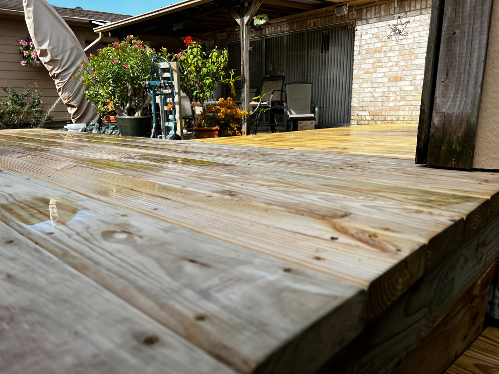 League City | Traditional New Deck