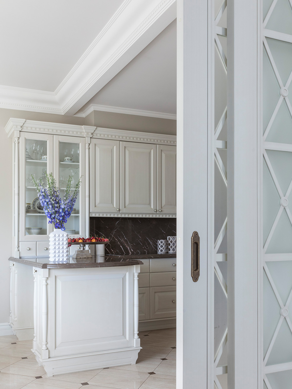 Большая квартира на Воробьевых горах