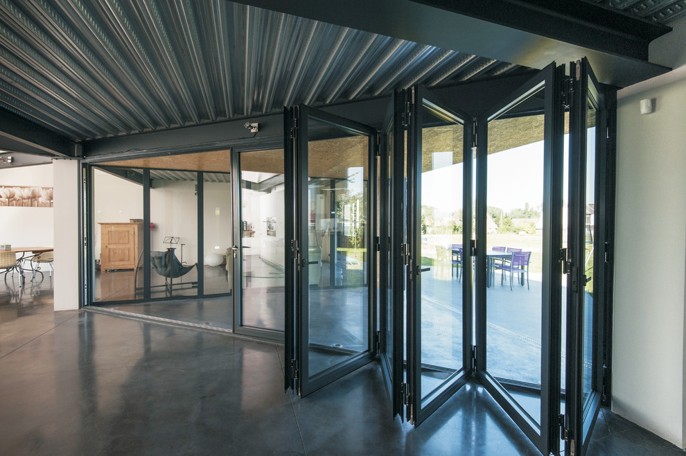 Складывающиеся двери (гармошки)