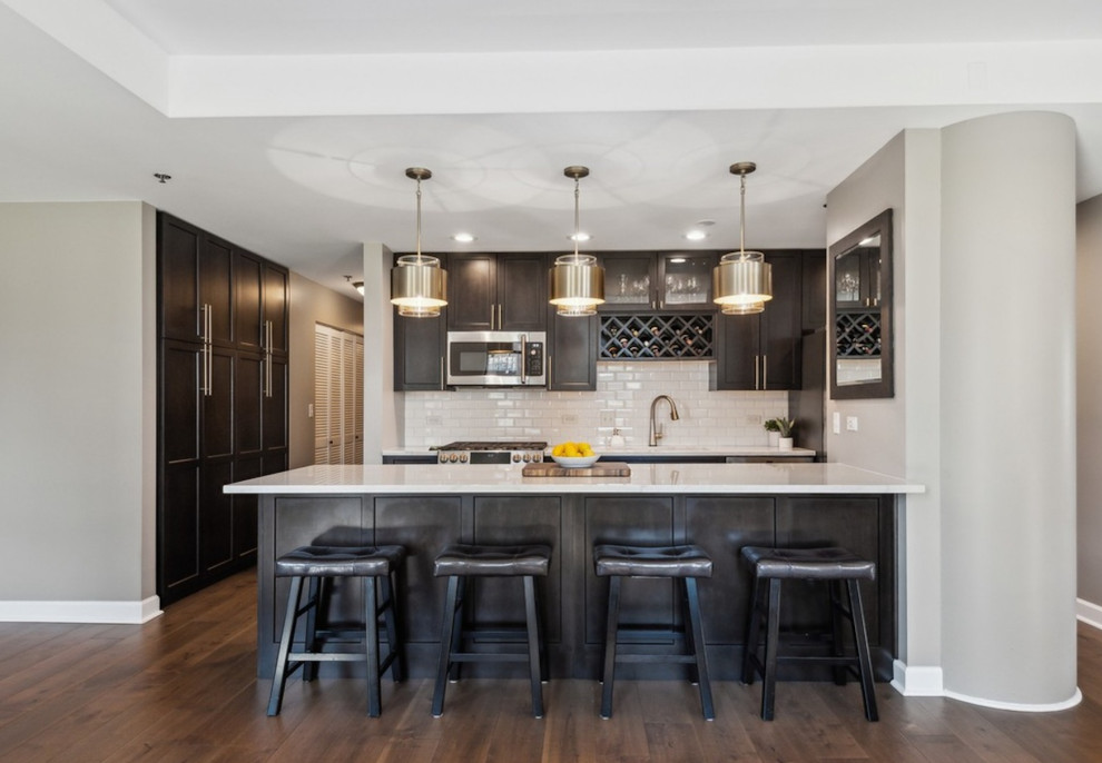 Inspiration for a transitional kitchen remodel in Chicago