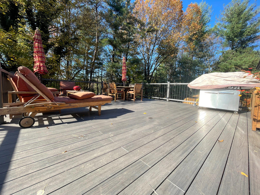 Composite deck boards replacement