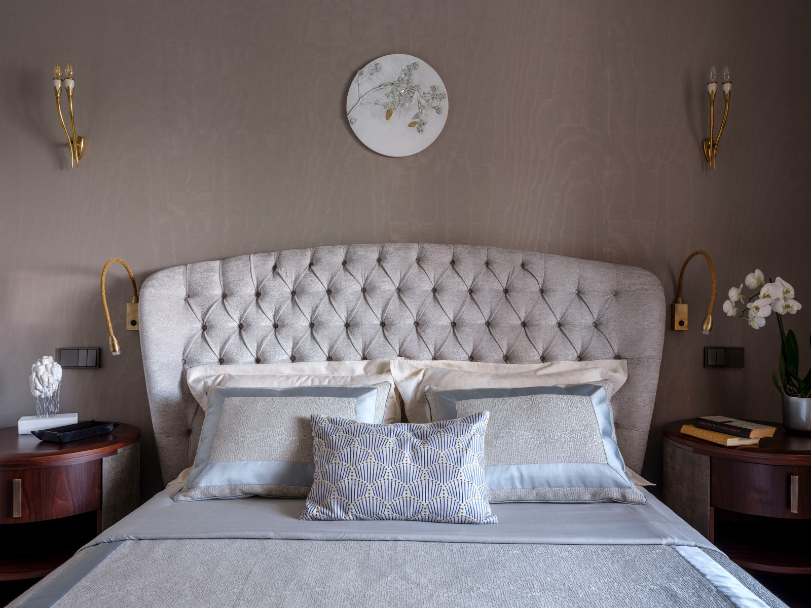 С московским характером. Спальня.