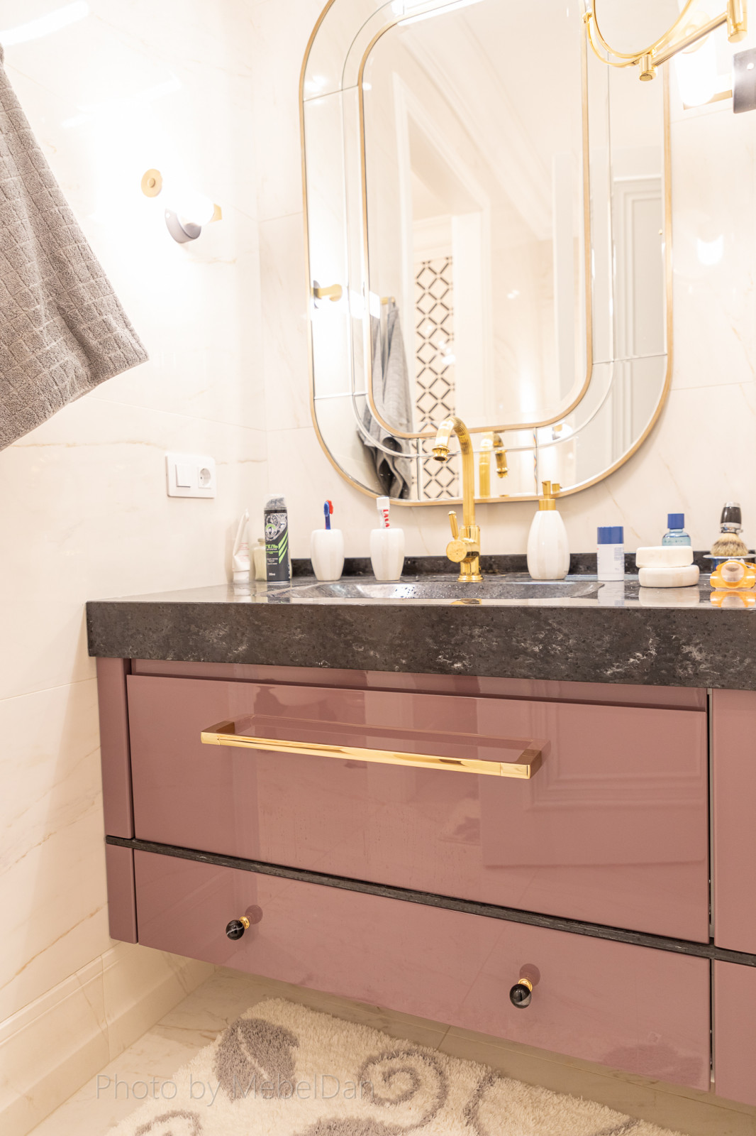 Добротная и умеренная классика на площади 160м2