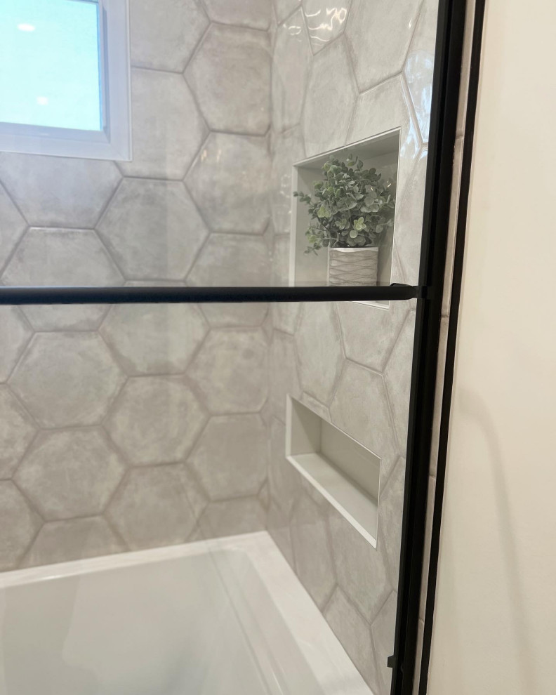 Valley Cottage, Bathroom