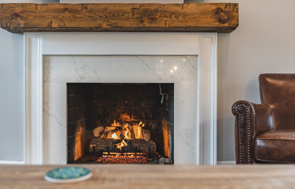 Home design - transitional home design idea in DC Metro