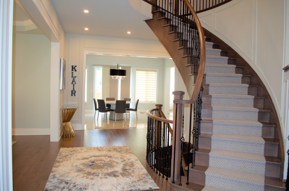 Inspiration for a transitional home design remodel in Toronto