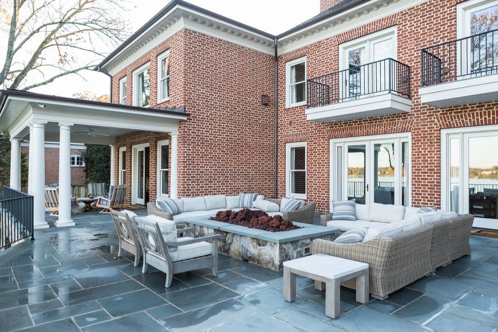 Expansive transitional patio in DC Metro.