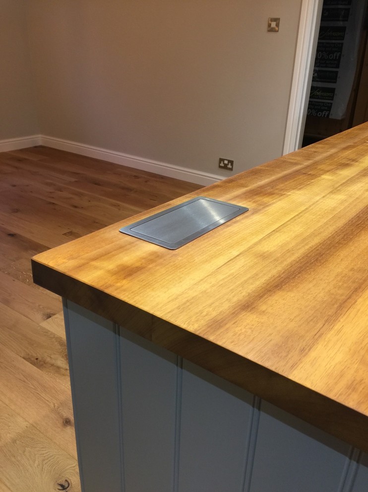 Shaker Kitchen with Iroko work tops