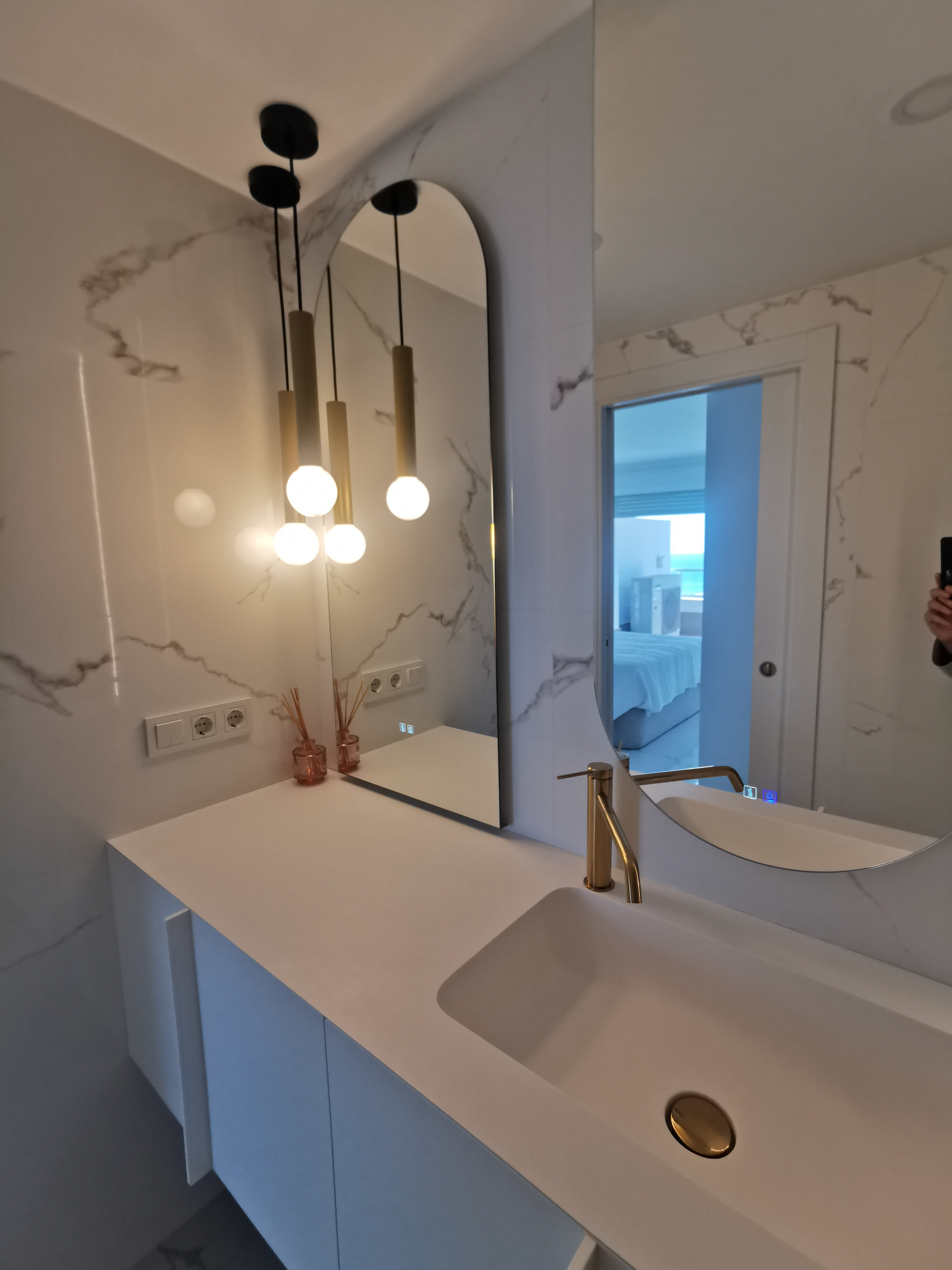 Proyecto de interiorismo/ reforma integral Ático junto al mar ( en curso)