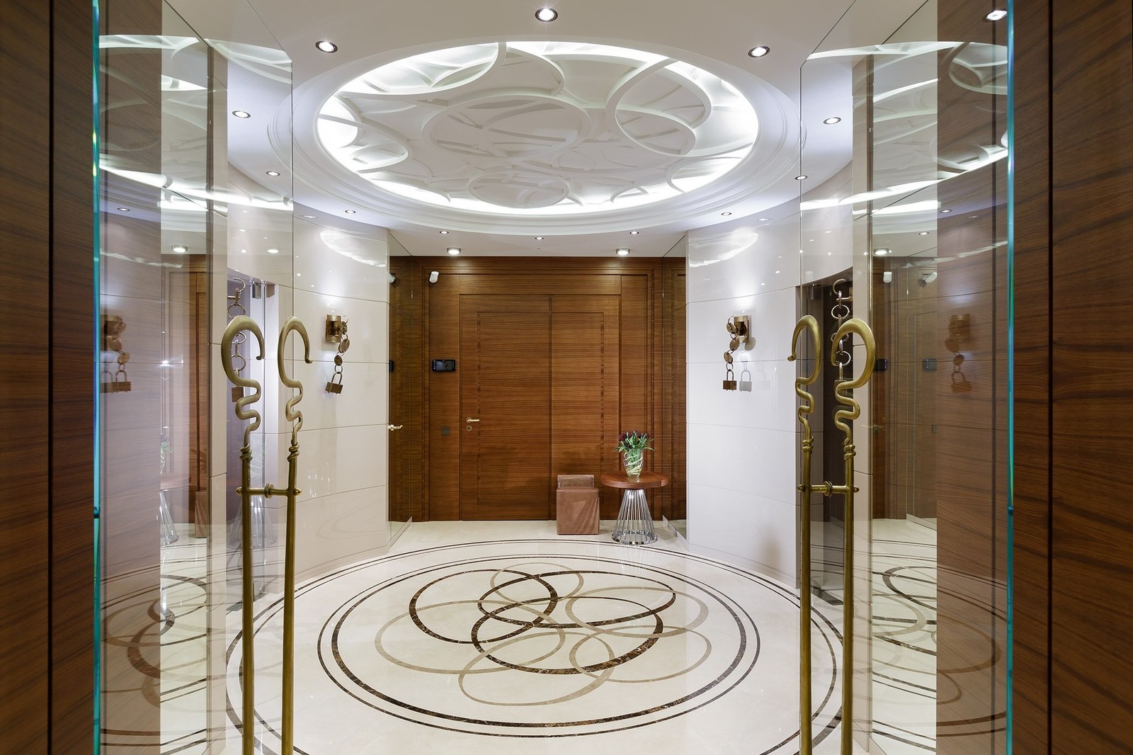 Квартира на Суворовском проспекте