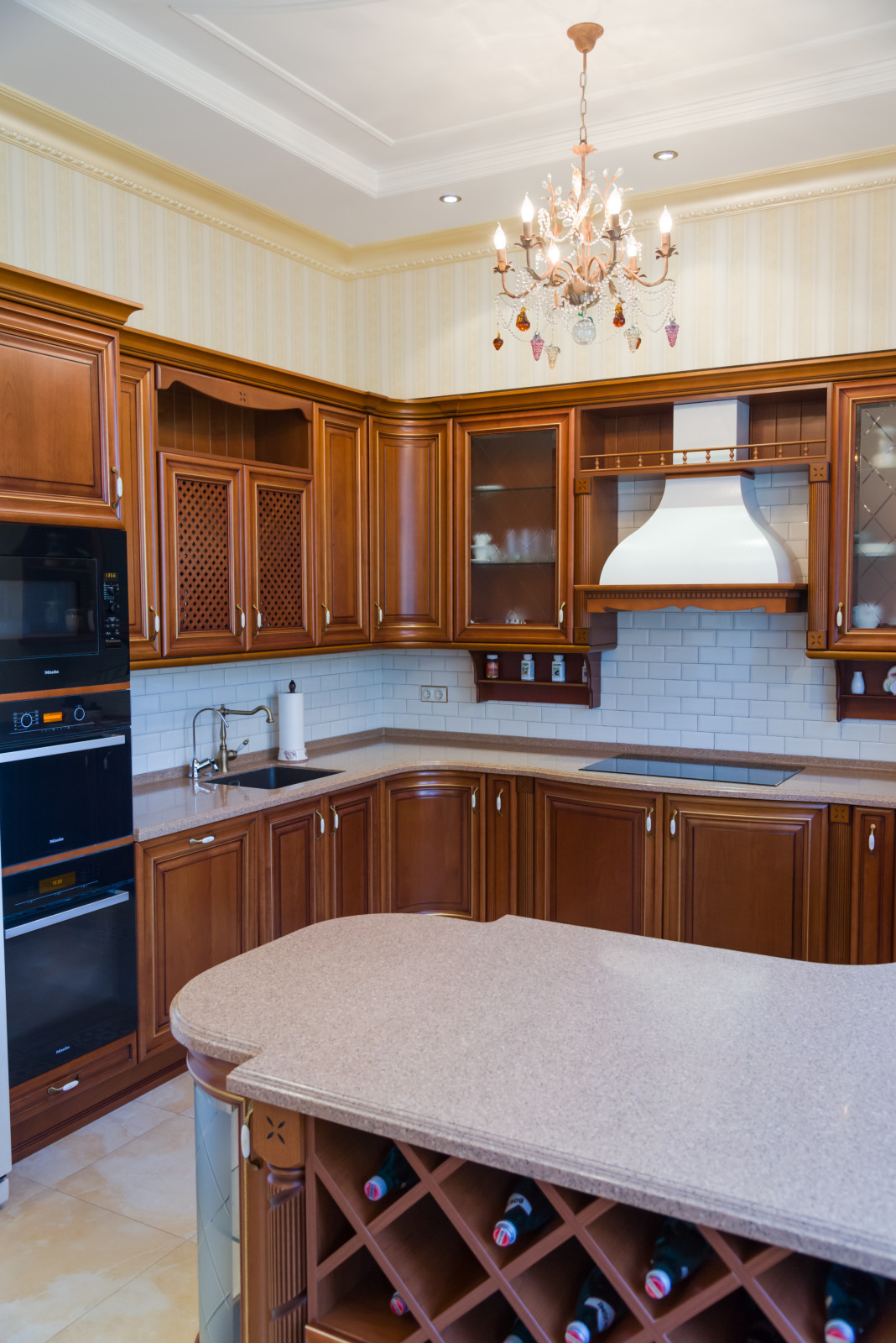 Интерьер дома в классическом стиле (500 кв м)