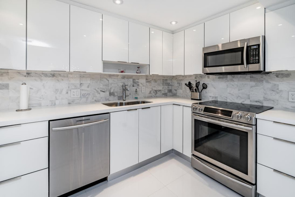 White Atmosphere | Modern vs Traditional