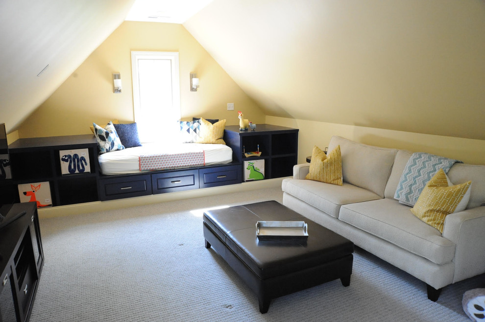Inspiration for a bedroom and large coastal gender-neutral carpeted kids' bedroom remodel in Indianapolis with yellow walls