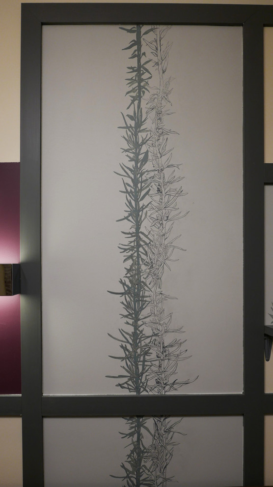 Двухкомнатная квартира для молодой пары с котом.