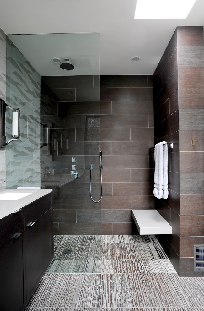 Design ideas for a contemporary bathroom in San Francisco with a curbless shower and brown walls.