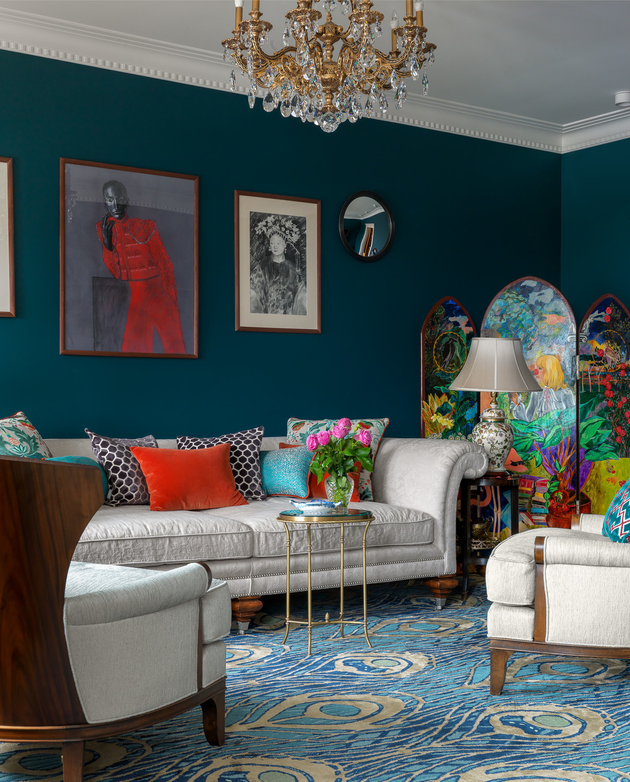 Семейная квартира в ярких красках