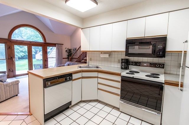 Full Condo Renovation: Basic 80's to Rustic Transitional 