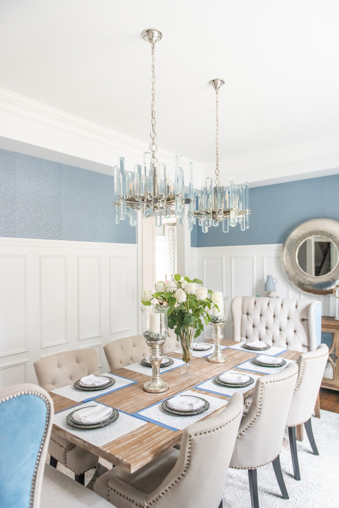 Home design - transitional home design idea in Toronto