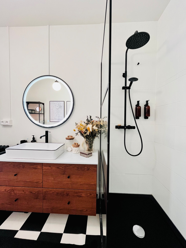 Relooking d'une salle de bain style années 50