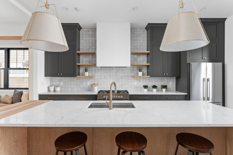 Inspiration for a transitional kitchen remodel in Indianapolis