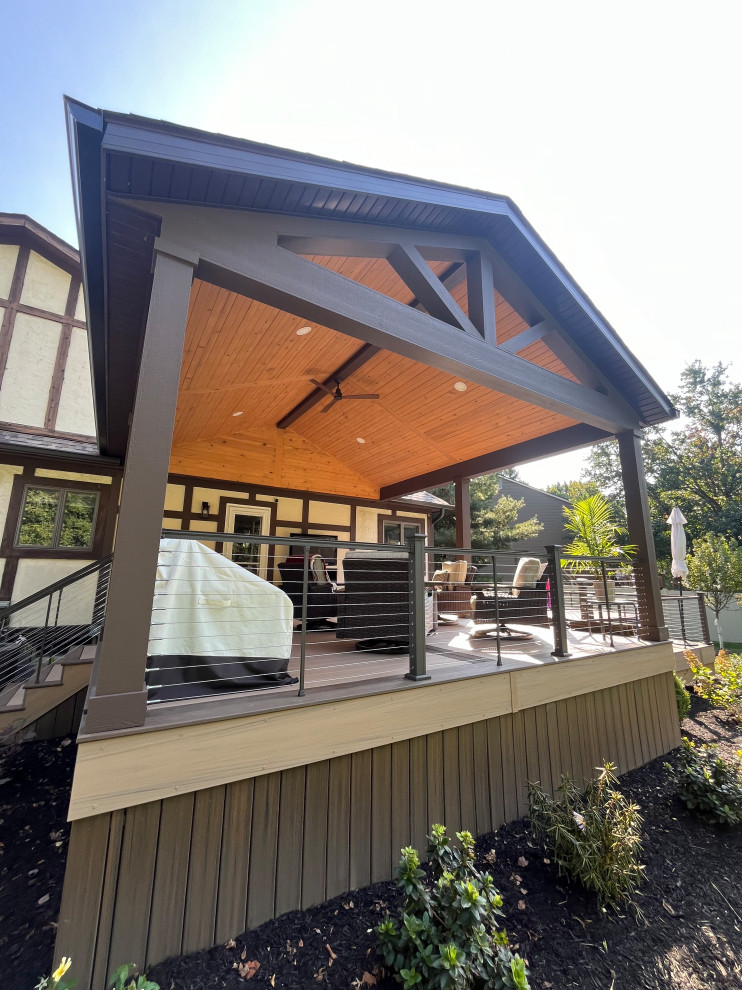 Munroe Falls Exterior Living