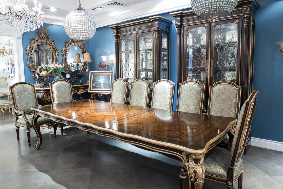 Столовая из коллекции TRIANON от MARGE CARSON