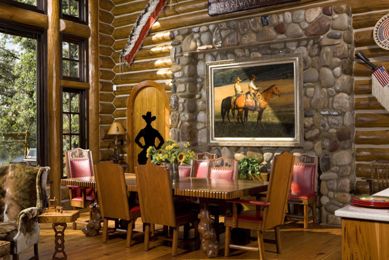 Dining room - rustic dining room idea