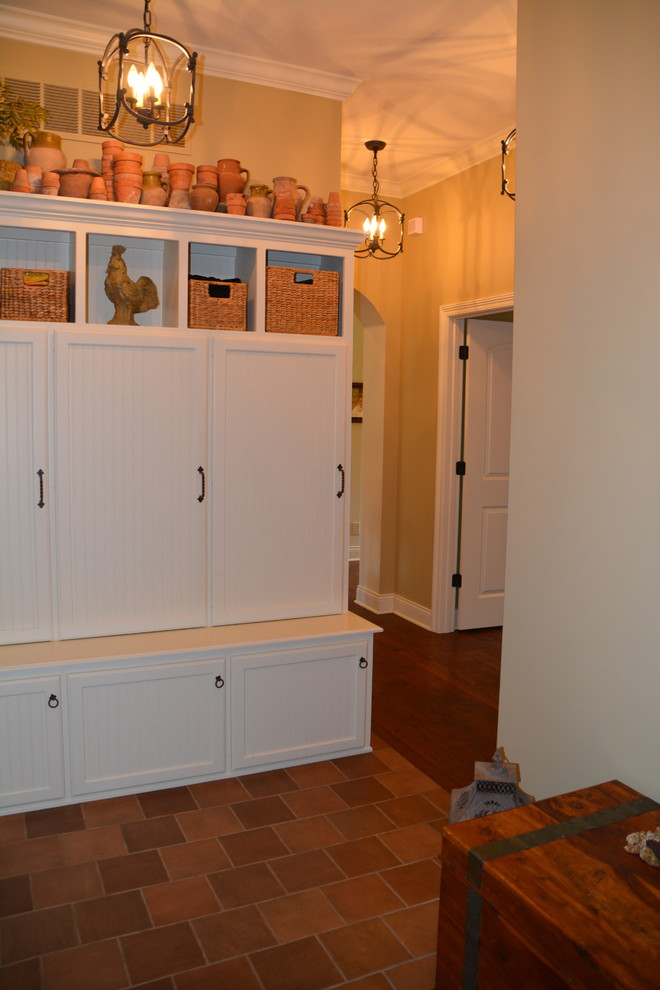 Inspiration for a traditional mudroom in Indianapolis.