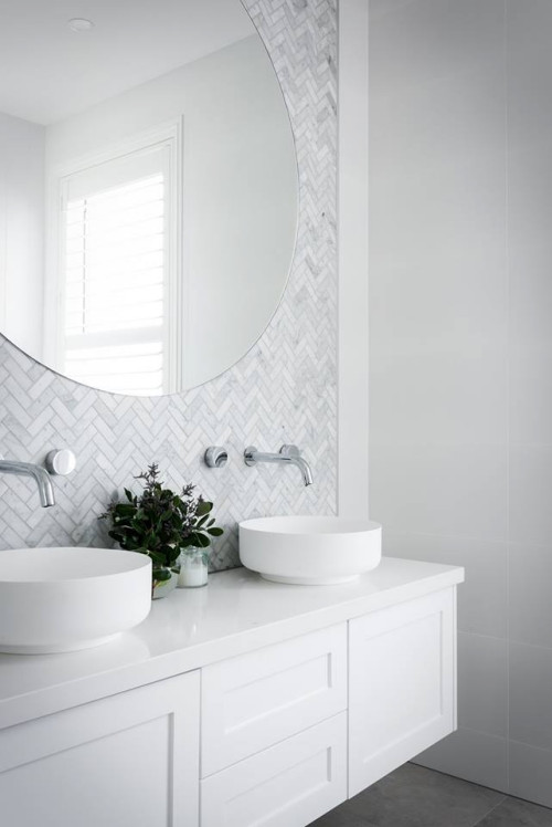 White Modern Farmhouse Bathroom Ideas With Marble Backsplash