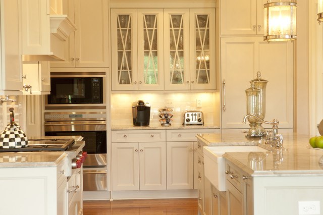 kitchen traditional-kitchen