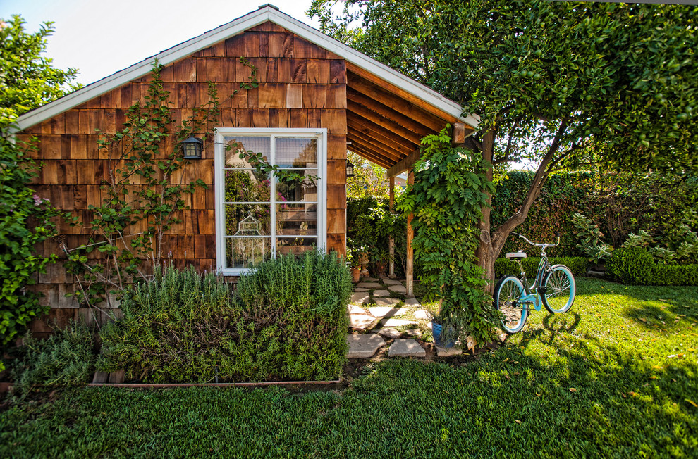 This is an example of a traditional detached shed and granny flat in Los Angeles.